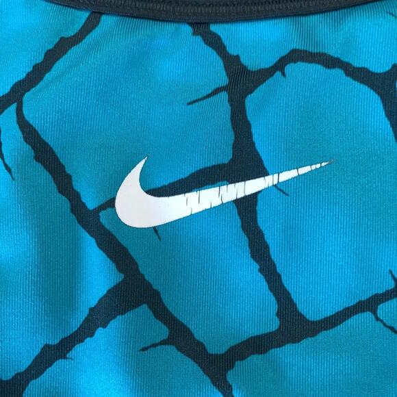 Nike Pro Sports Bra - Picture 3 of 5